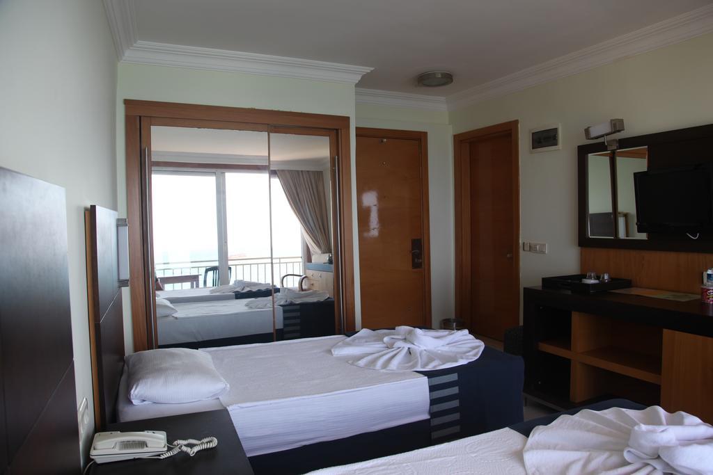 Yali Hotel Side Room photo
